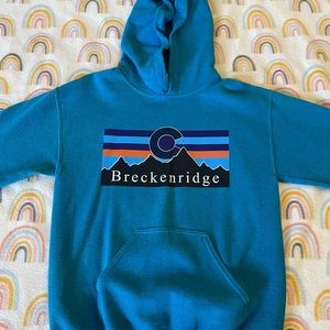 Very cute sweatshirt!